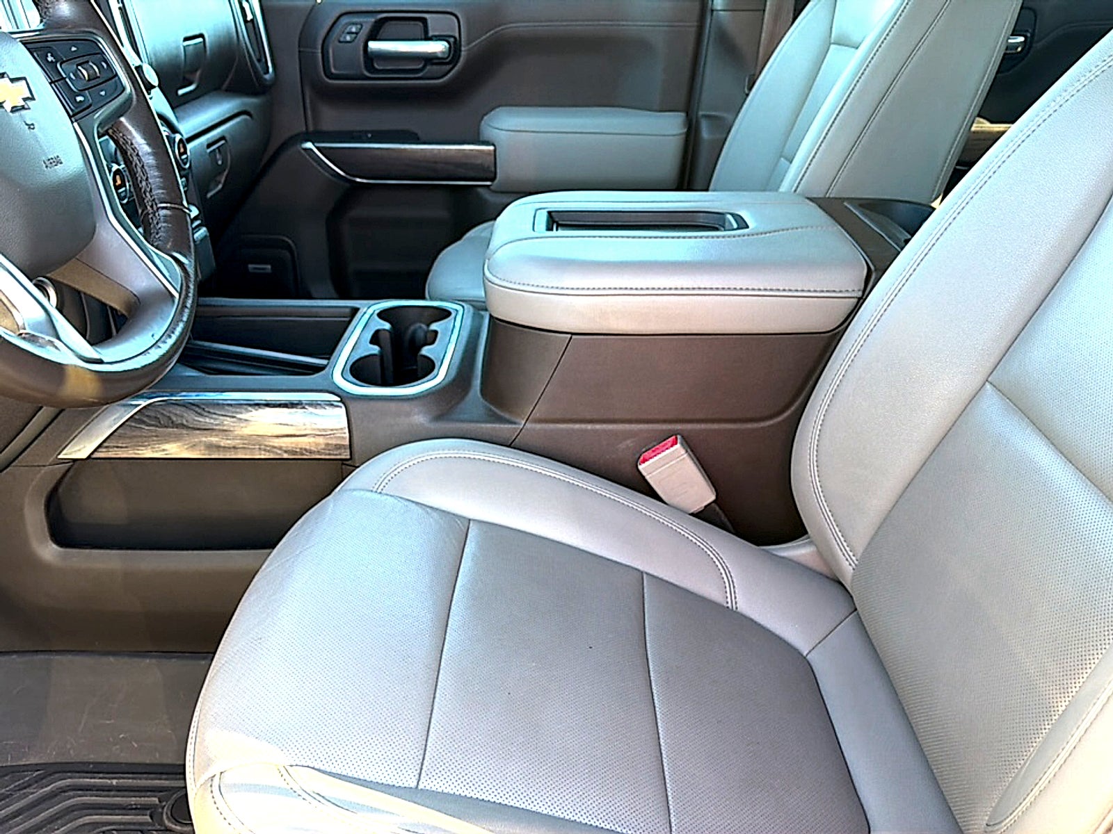 2021 Chevrolet Silverado 1500 4WD Crew Cab Short Bed LTZ