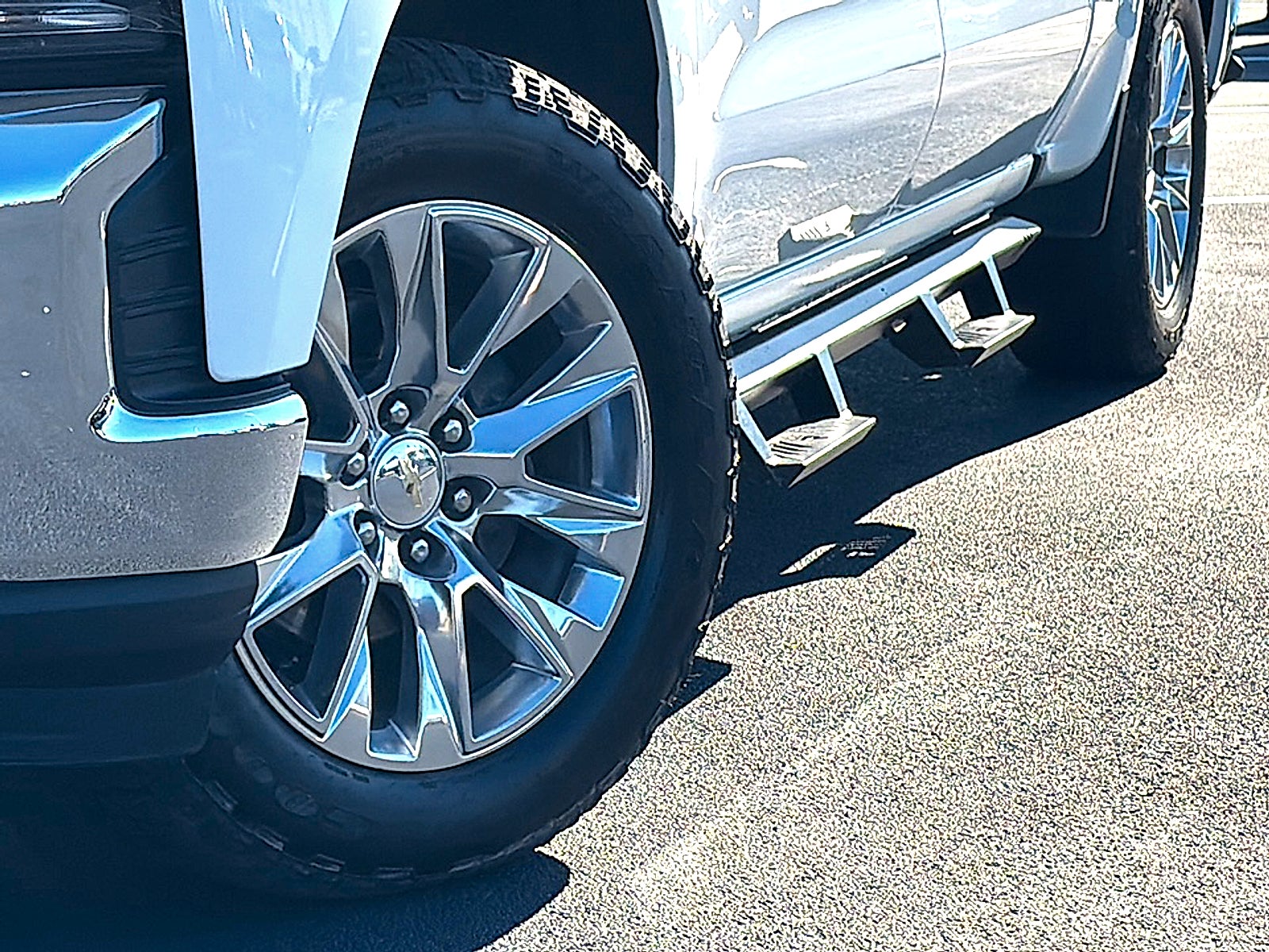 2021 Chevrolet Silverado 1500 4WD Crew Cab Short Bed LTZ