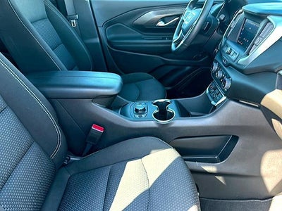 2024 GMC Terrain FWD 4dr SLE