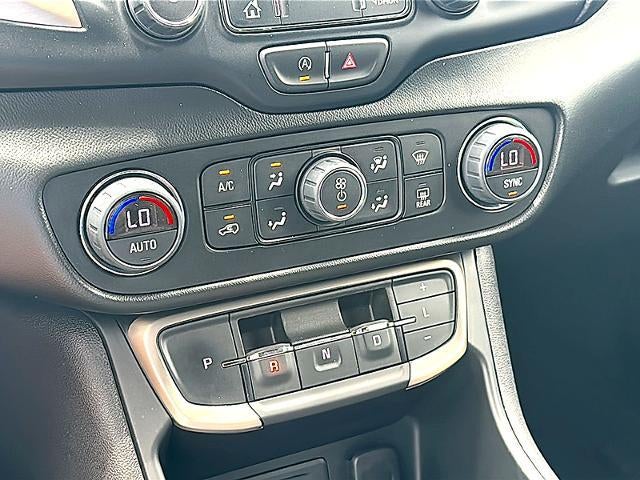 2022 GMC Terrain AWD Denali