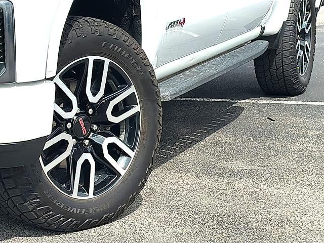 2022 GMC Sierra 1500 Limited Crew Cab Short Box 4-Wheel Drive AT4