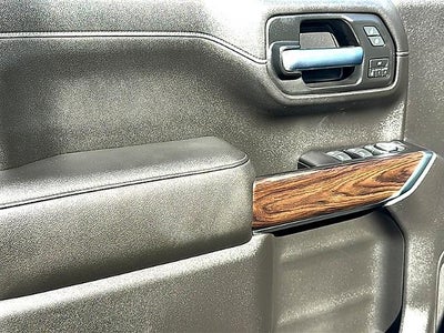 2019 GMC Sierra 1500 Crew Cab Short Box 4-Wheel Drive SLT