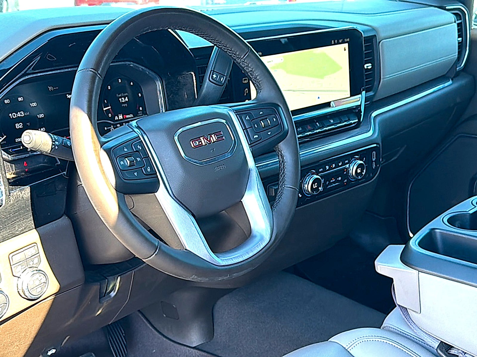 2024 GMC Sierra 1500 4WD Crew Cab Short Box SLT