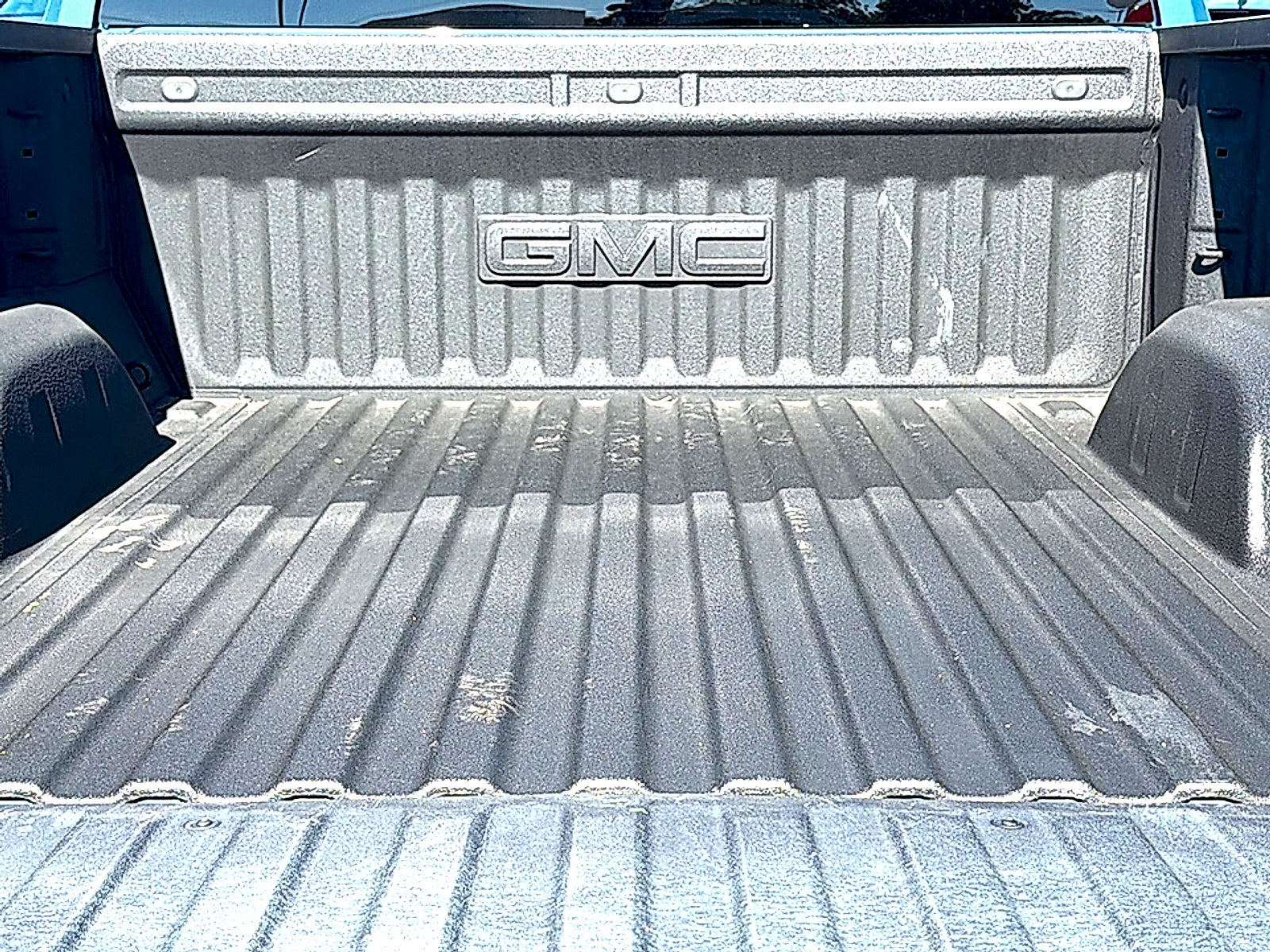 2024 GMC Sierra 1500 4WD Crew Cab Short Box SLT