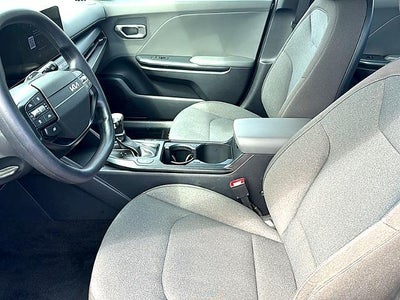 2025 Kia K4 LXS FWD