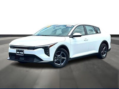2025 Kia K4 LXS FWD