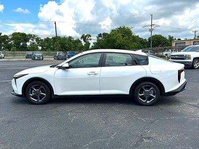 2025 Kia K4 LXS FWD