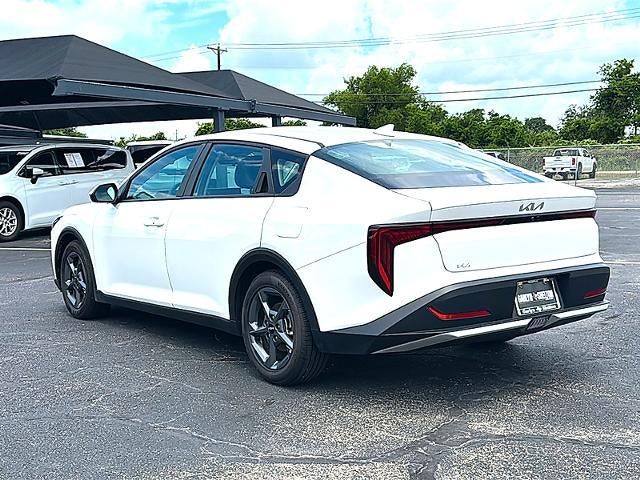 2025 Kia K4 LXS FWD