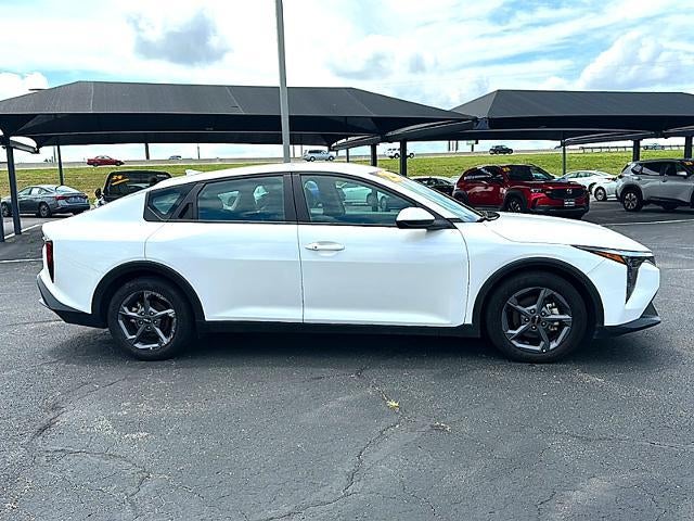 2025 Kia K4 LXS FWD