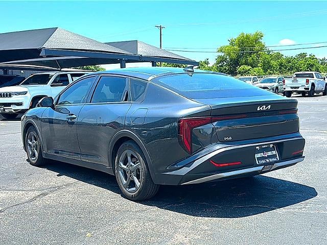 2025 Kia K4 LXS FWD