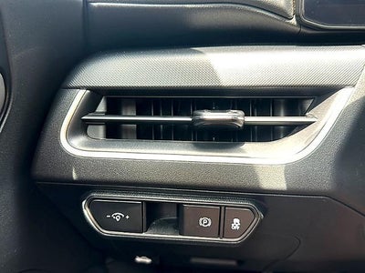 2025 Kia K4 LXS FWD