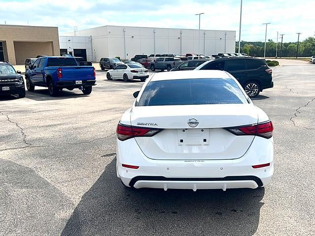 2022 Nissan Sentra S CVT
