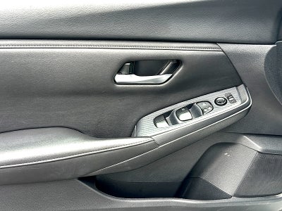 2025 Nissan Sentra SV CVT