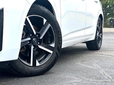 2025 Nissan Sentra SV CVT