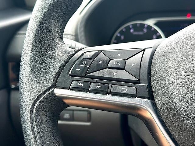 2025 Nissan Sentra SV CVT