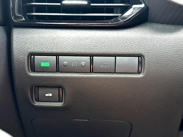 2025 Nissan Sentra SV CVT