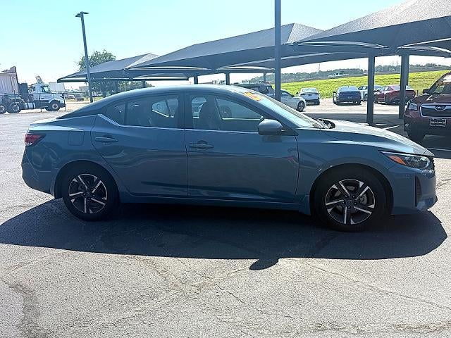 2025 Nissan Sentra SV CVT