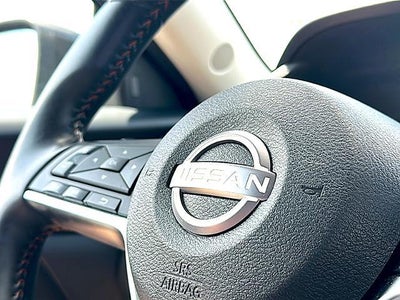 2025 Nissan Sentra SR CVT