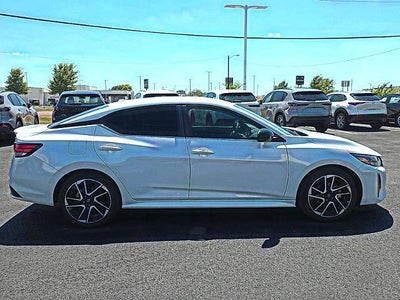 2024 Nissan Sentra SR CVT