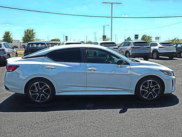 2024 Nissan Sentra SR CVT