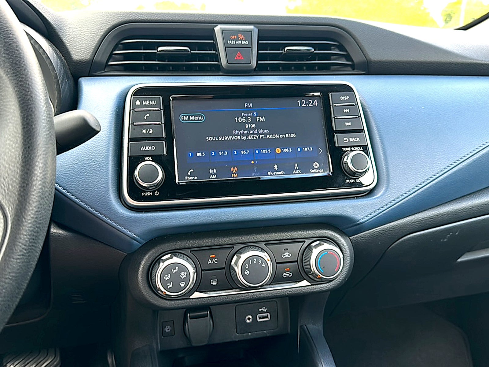 2025 Nissan Versa 1.6 SV