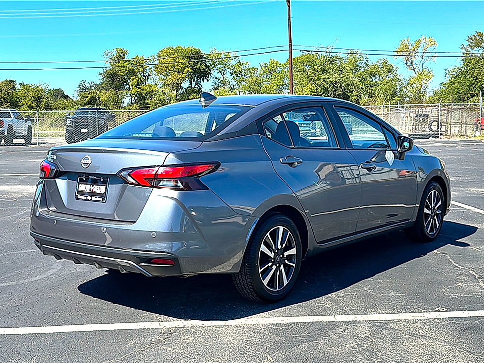 2025 Nissan Versa 1.6 SV