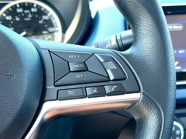 2025 Nissan Versa SV CVT