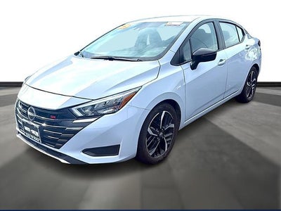 2025 Nissan Versa SR CVT