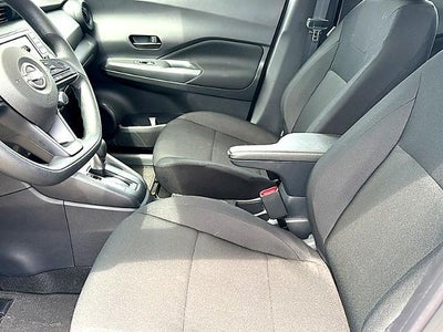 2025 Nissan Kicks Play S FWD