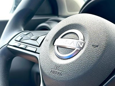 2025 Nissan Kicks Play S FWD