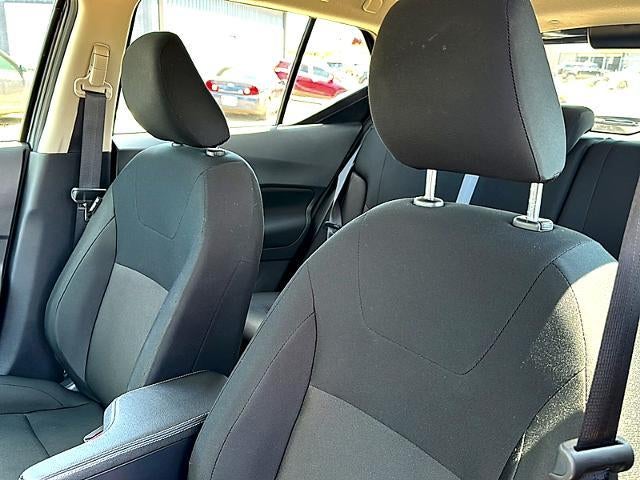 2025 Nissan Kicks Play S FWD