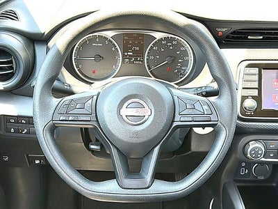 2025 Nissan Kicks Play S FWD