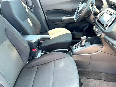 2025 Nissan Kicks Play S FWD