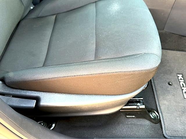 2025 Nissan Kicks Play S FWD