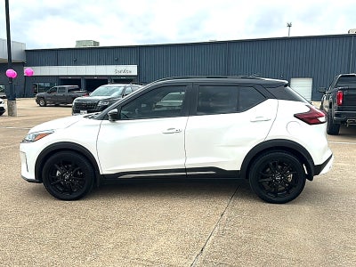 2023 Nissan Kicks SR Xtronic CVT