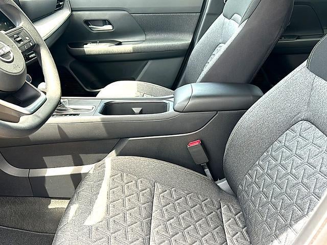 2025 Nissan Kicks SV FWD