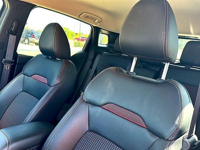 2025 Nissan Kicks SR FWD