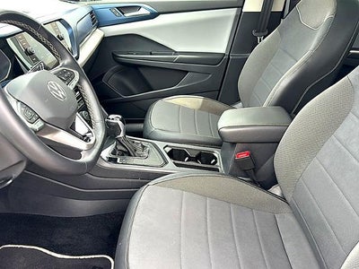 2023 Volkswagen Taos SE FWD