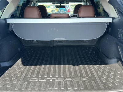 2022 Subaru Outback Touring XT
