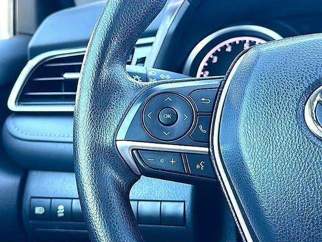 2024 Toyota Camry LE Auto (SE)