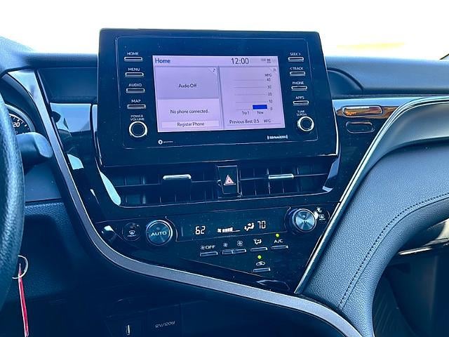 2024 Toyota Camry LE Auto (SE)