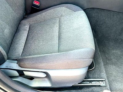 2025 Toyota Camry LE (SE)