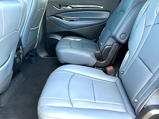 2024 Buick Enclave Essence FWD