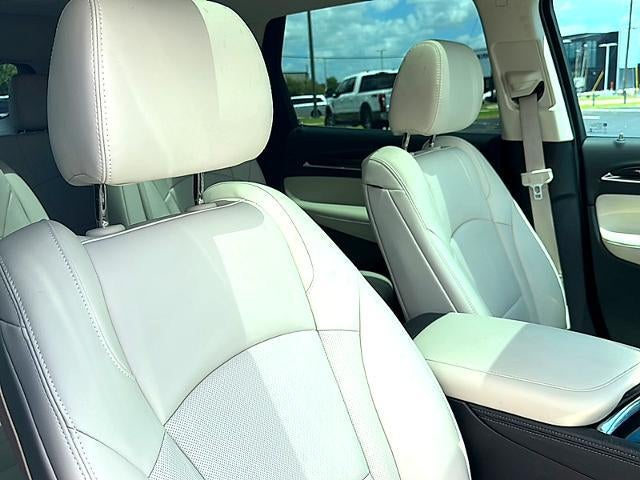 2022 Buick Enclave Premium FWD