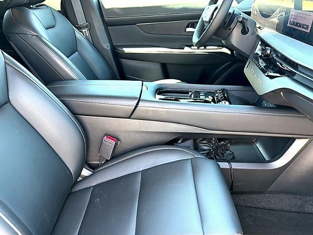 2025 Nissan Murano AWD SV