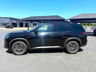 2024 Nissan Pathfinder SV 2WD