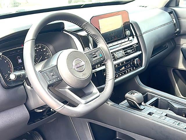 2025 Nissan Pathfinder SV 2WD