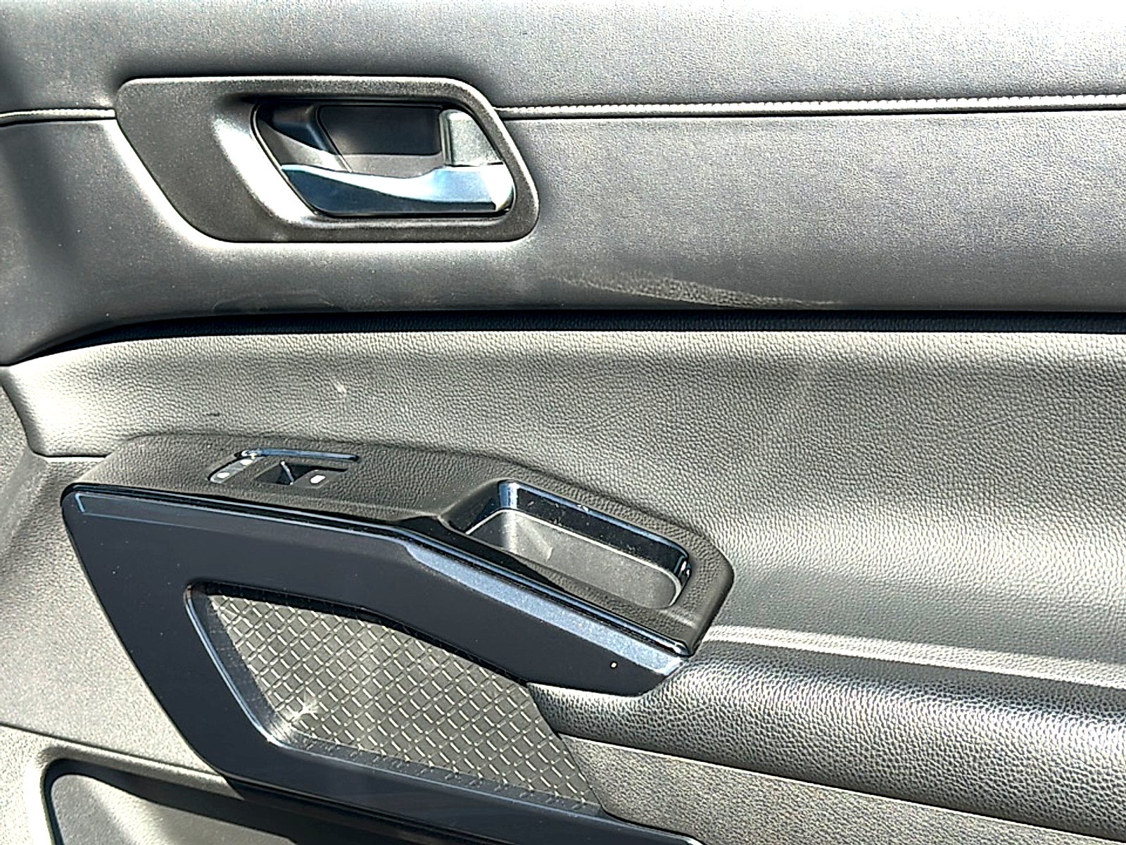 2022 Nissan Pathfinder SV 2WD