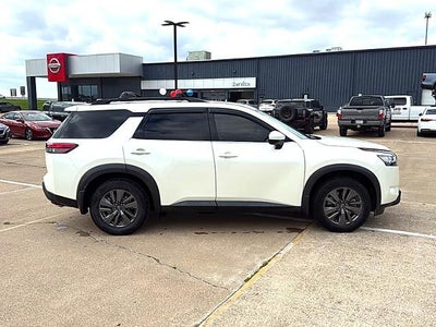 2022 Nissan Pathfinder SV 2WD