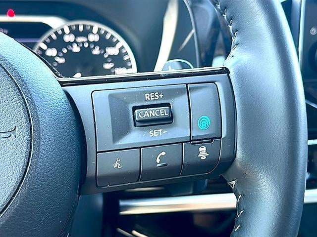 2025 Nissan Pathfinder SL 2WD